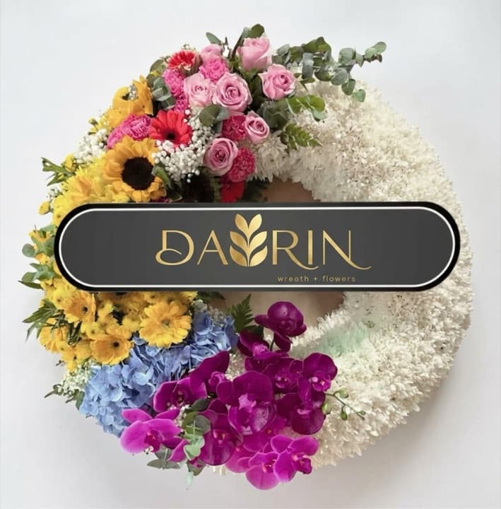Fresh flower wreath, white with pink and red accents